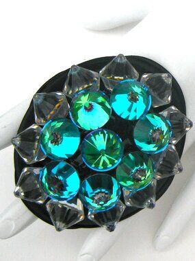 GASOLINE GLAMOUR SPHINX CRYSTAL SPIKE RING💚 💎✨